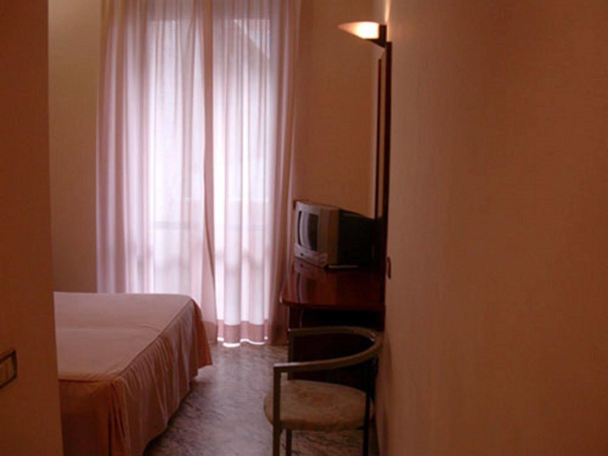 ホテル エクセルシオール Monticchio  エクステリア 写真